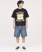 Mockup Boxy Heavyweight Tee Black male full-body 11