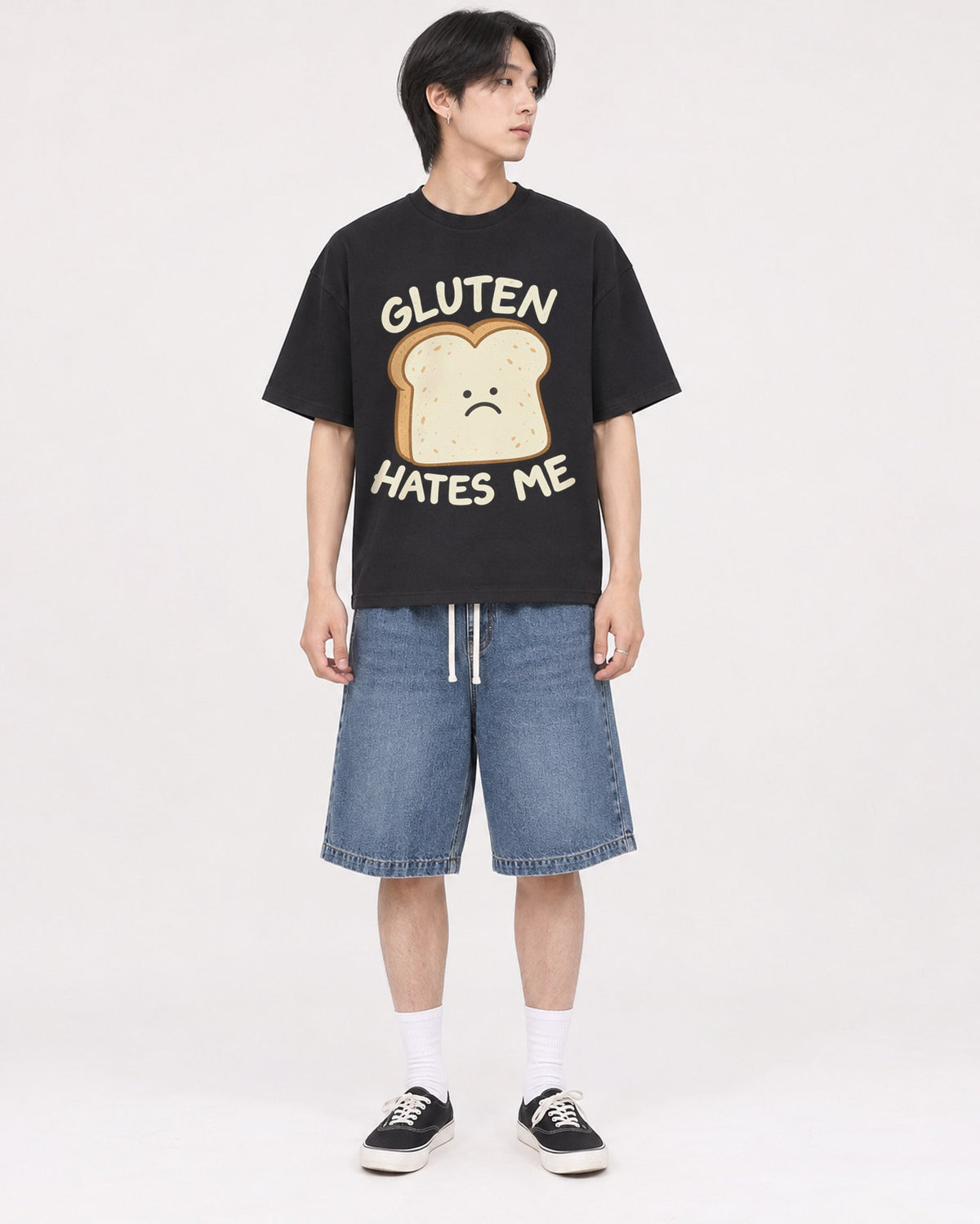 Mockup Boxy Heavyweight Tee Black male full-body 11