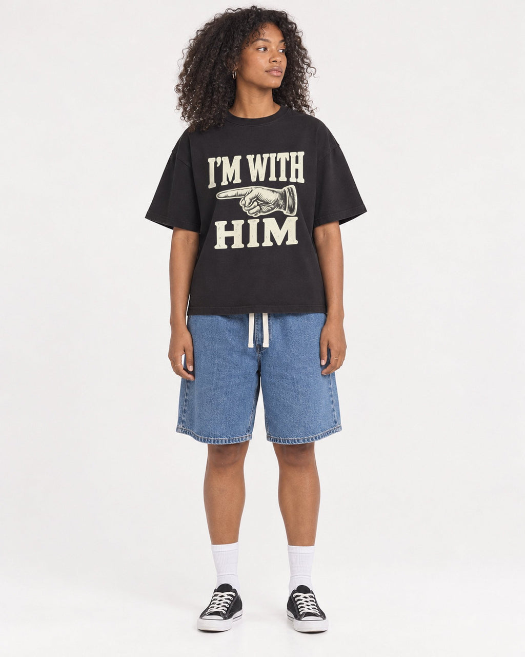 Mockup Boxy Heavyweight Tee Black female full-body 05