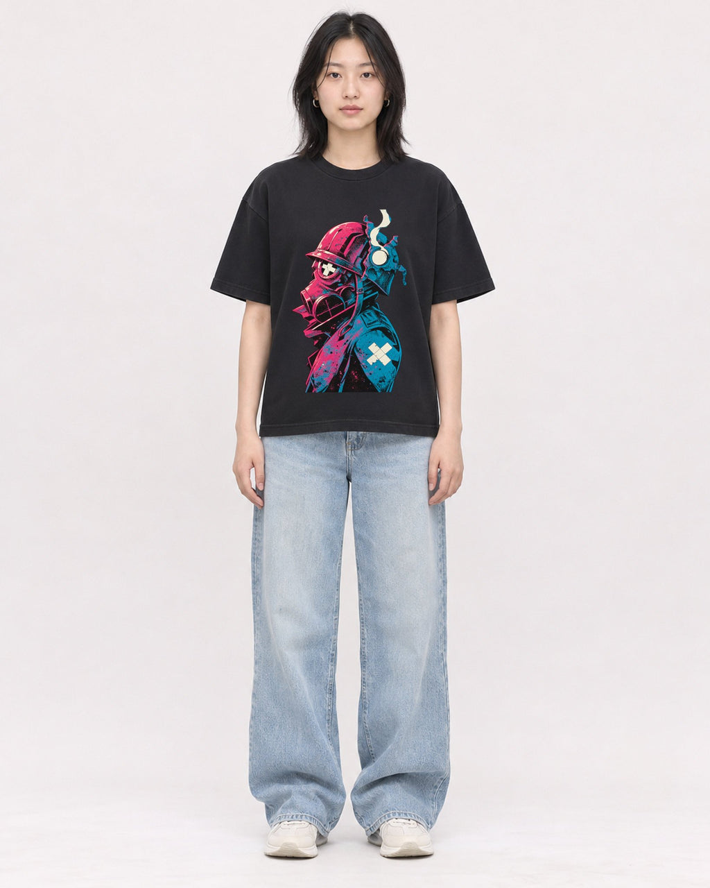 Mockup Boxy Heavyweight Tee Black female full-body 31