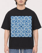 Mockup Boxy Heavyweight Tee Black male close-up 03