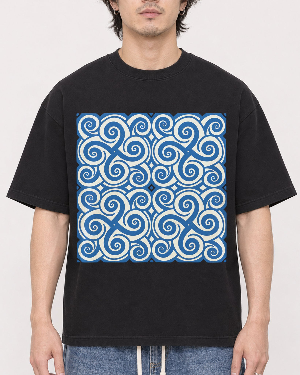 Mockup Boxy Heavyweight Tee Black male close-up 03