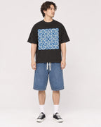 Mockup Boxy Heavyweight Tee Black male full-body 03
