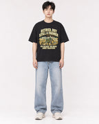 Mockup Boxy Heavyweight Tee Black male full-body 01