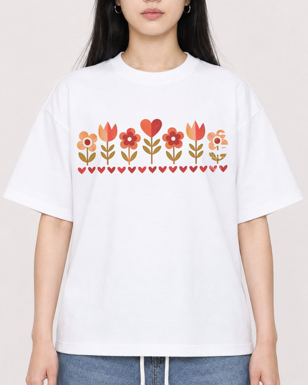 Mockup Boxy Heavyweight Tee White female close-up 01