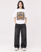 Mockup Boxy Heavyweight Tee White female full-body 03