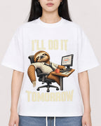 Mockup Boxy Heavyweight Tee White female close-up 01