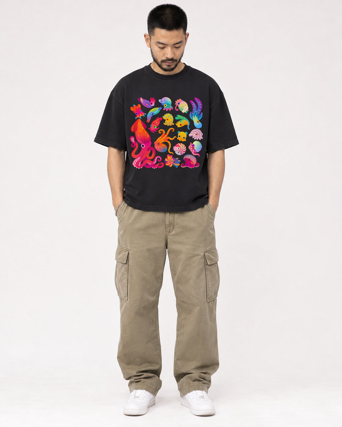 Mockup Boxy Heavyweight Tee Black male full-body 32