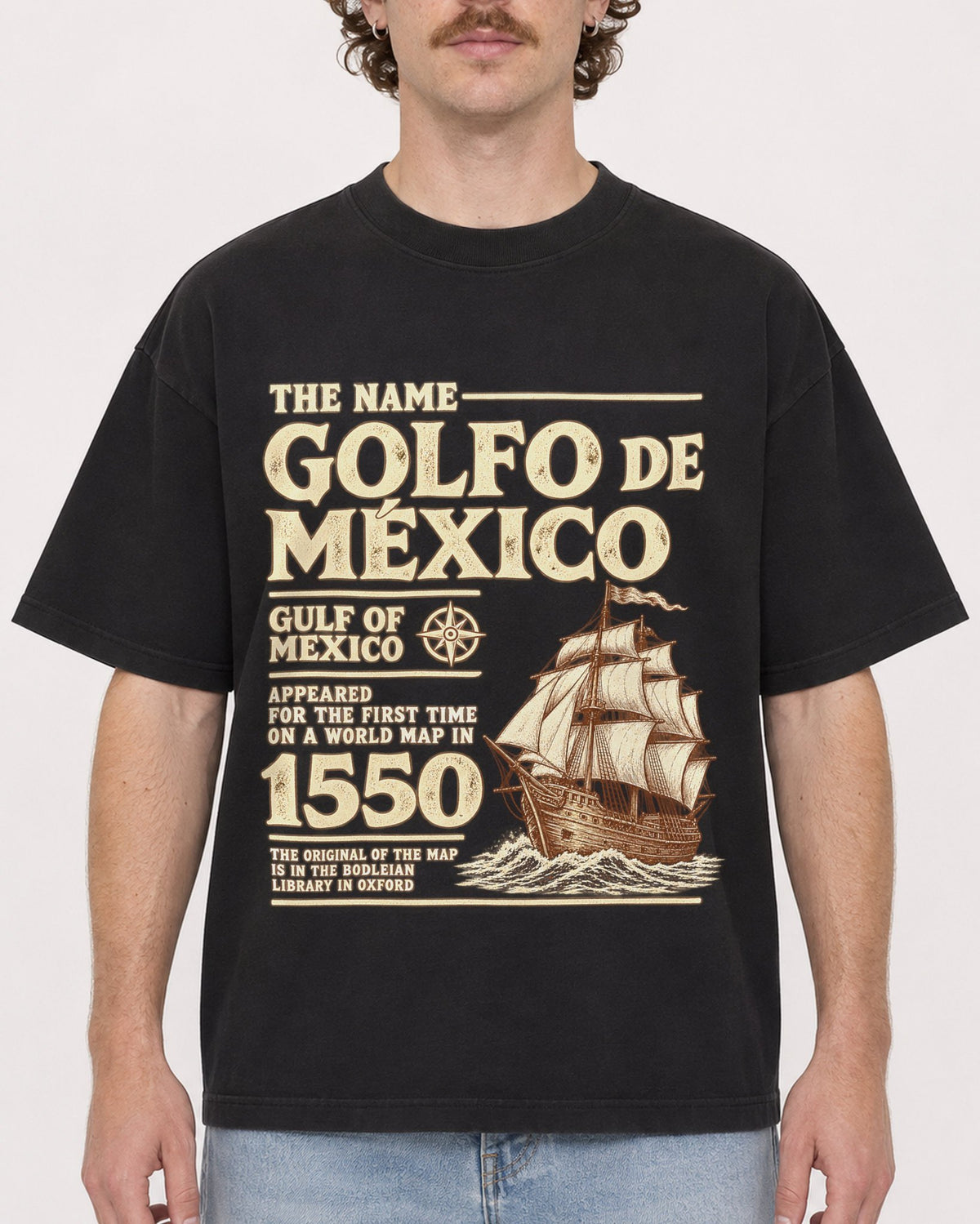 Mockup Boxy Heavyweight Tee Black male close-up 09