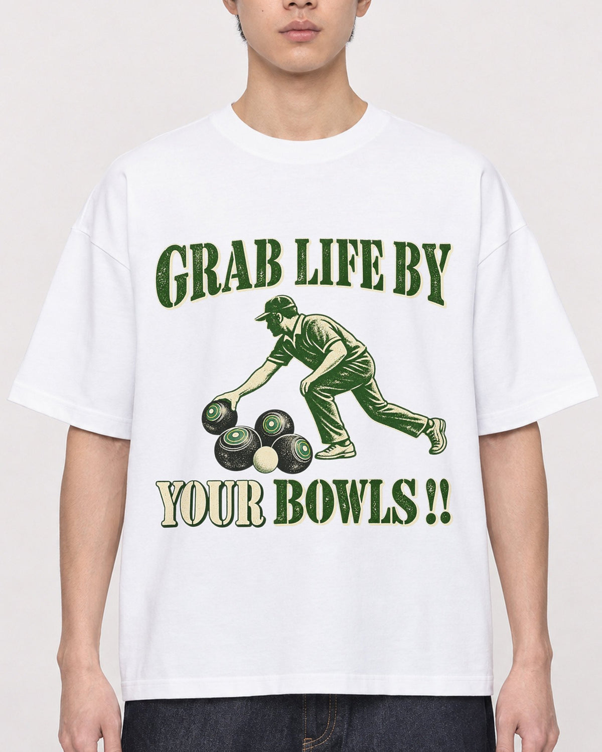 Mockup Boxy Heavyweight Tee White male close-up 01