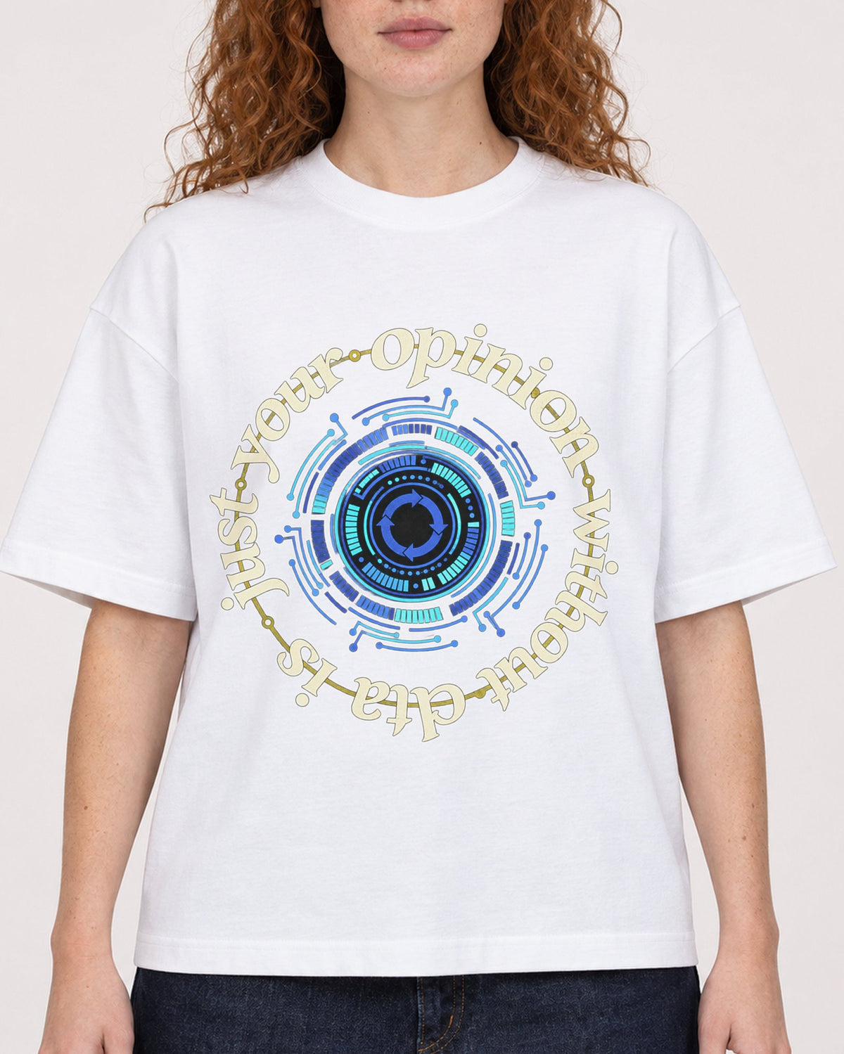 Mockup Boxy Heavyweight Tee White female close-up 09