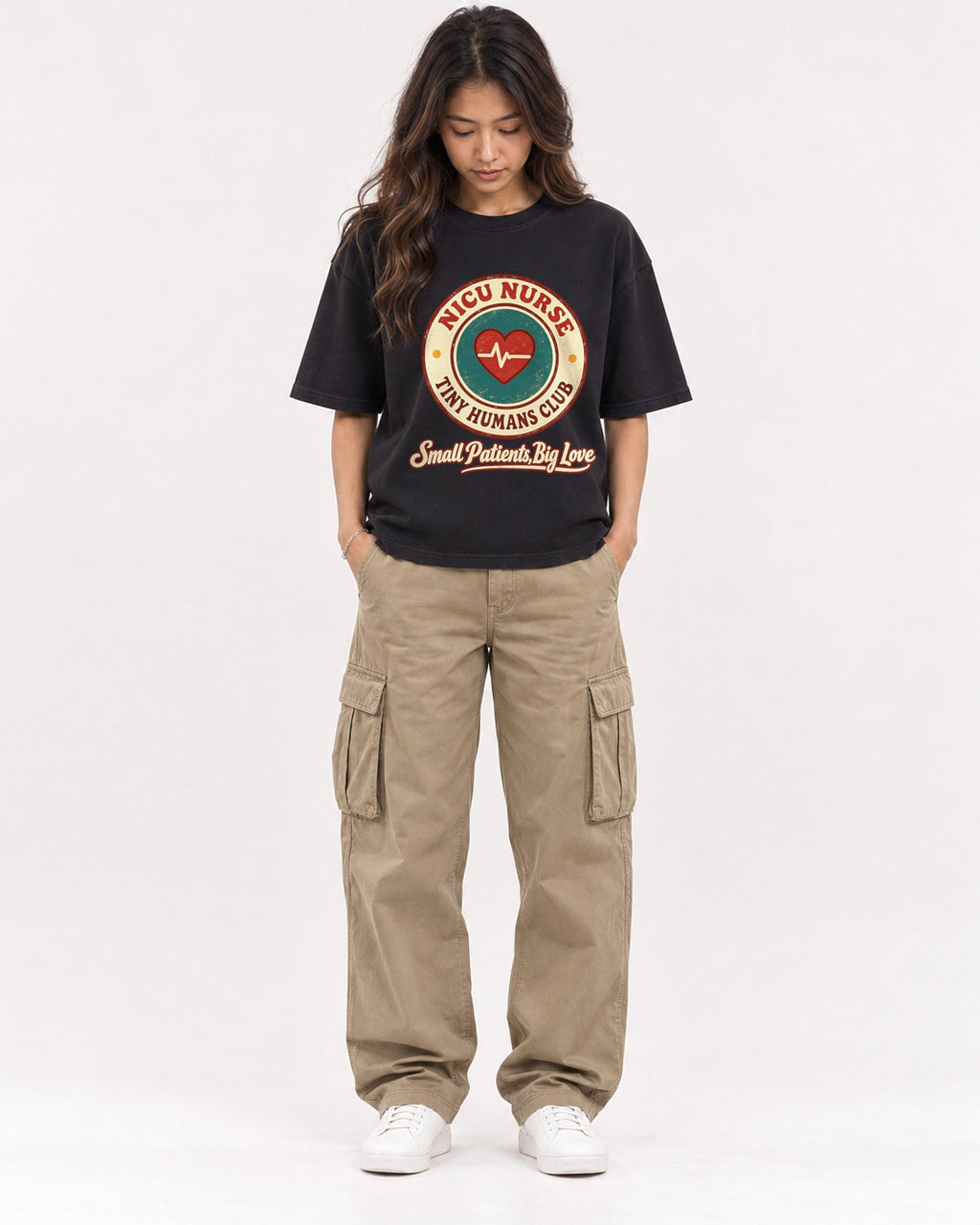 Mockup Boxy Heavyweight Tee Black female full-body 02