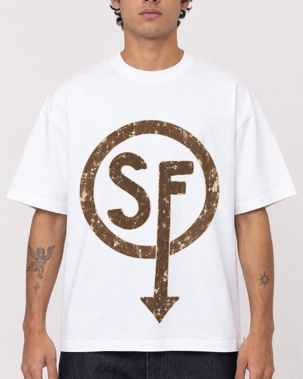 Mockup Boxy Heavyweight Tee White male close-up 06