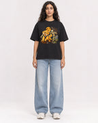 Mockup Boxy Heavyweight Tee Black female full-body 07
