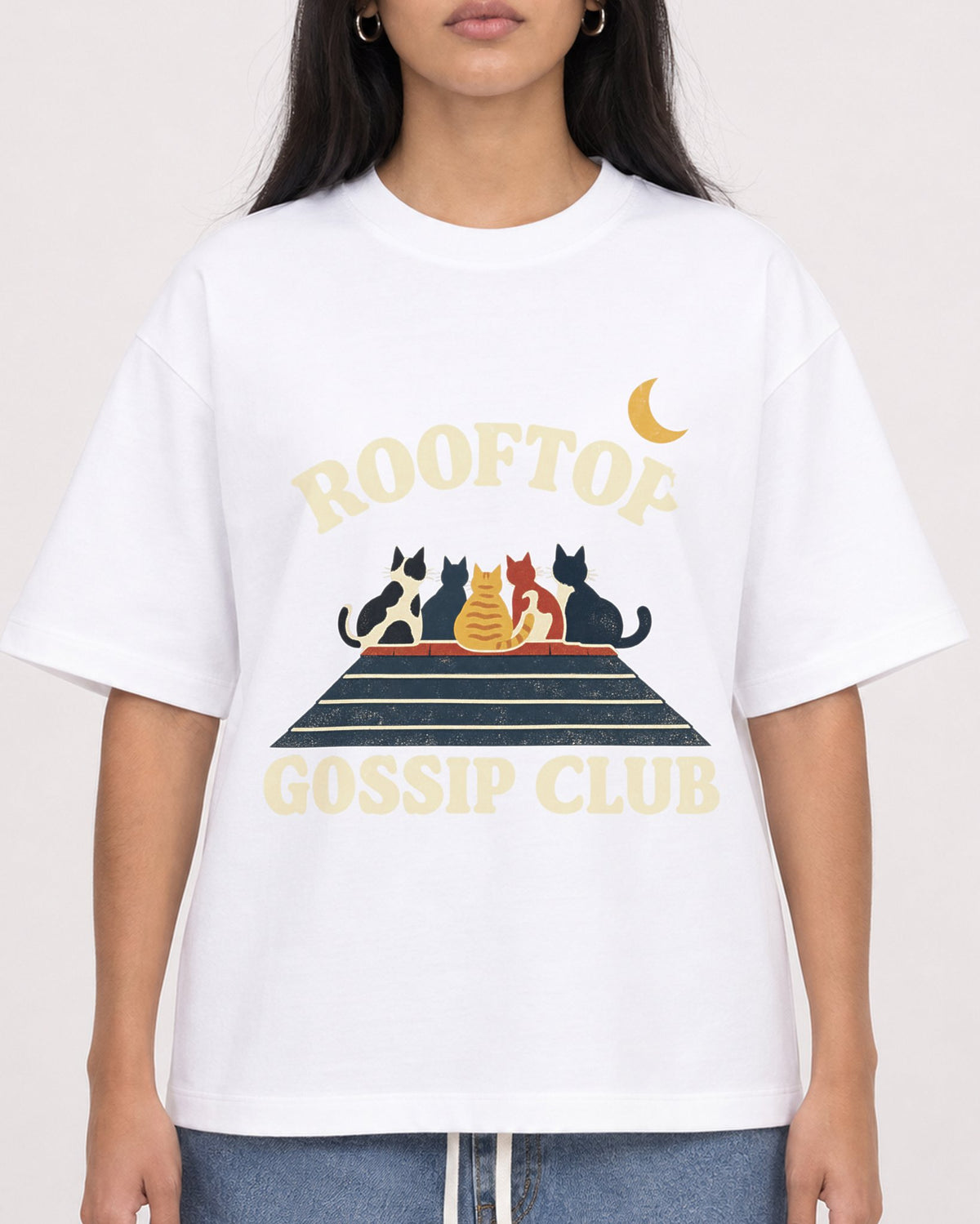 Mockup Boxy Heavyweight Tee White female close-up 46