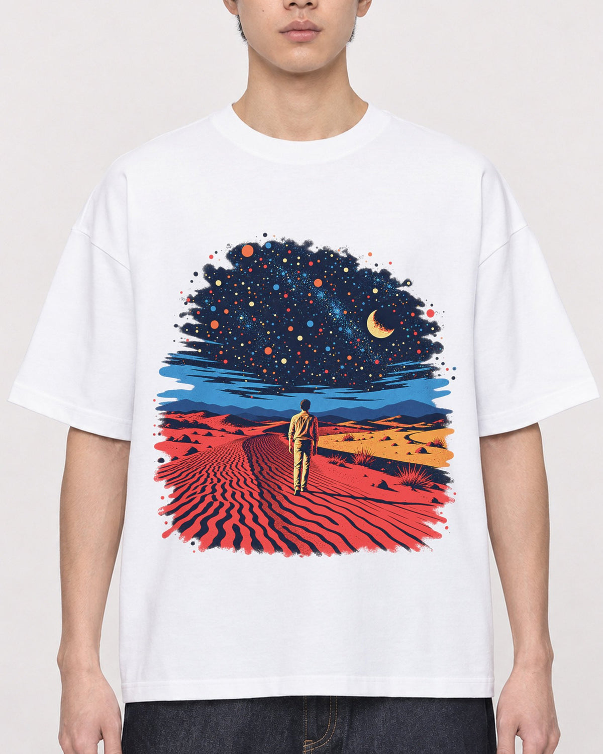 Mockup Boxy Heavyweight Tee White male close-up 01
