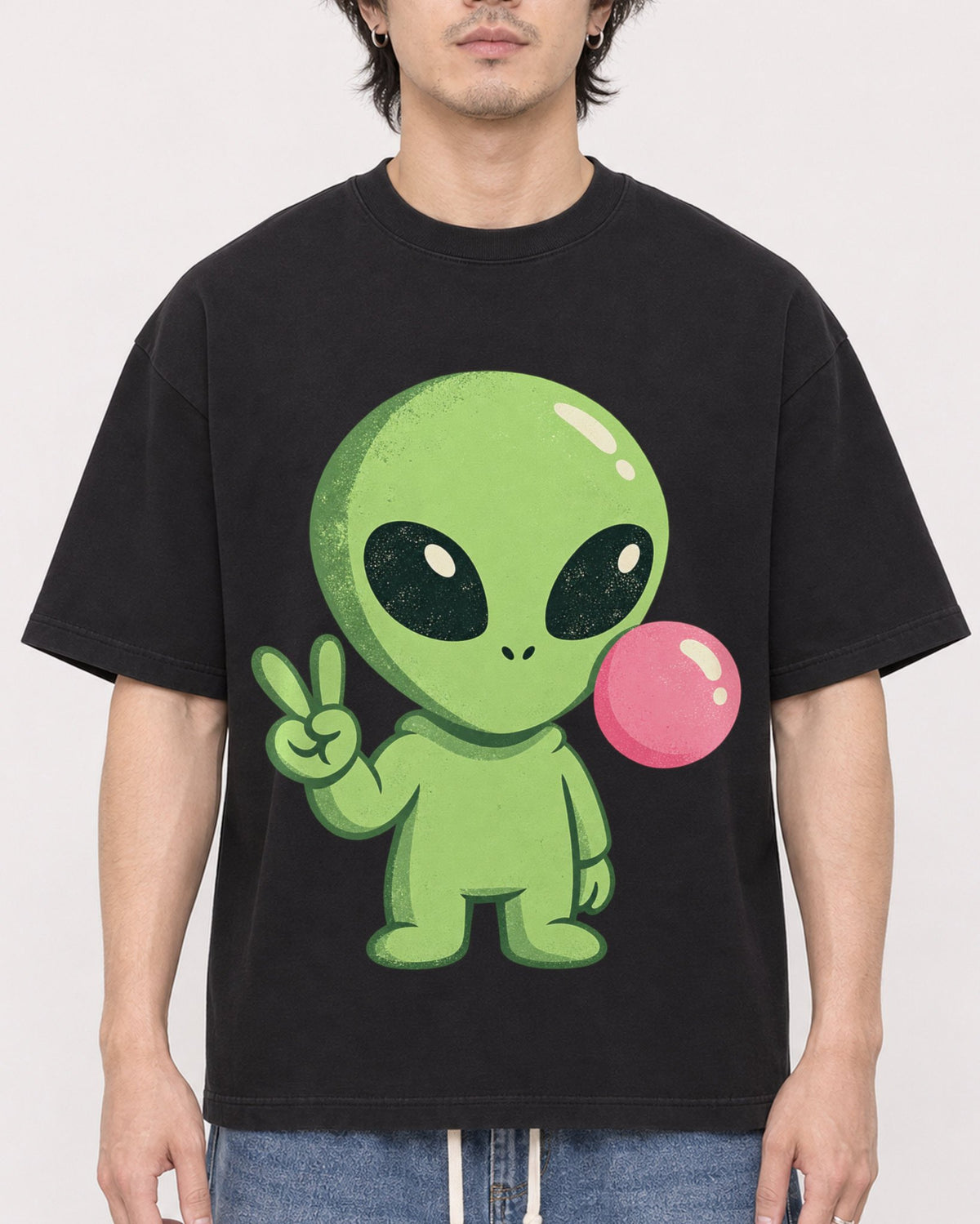 Mockup Boxy Heavyweight Tee Black male close-up 03