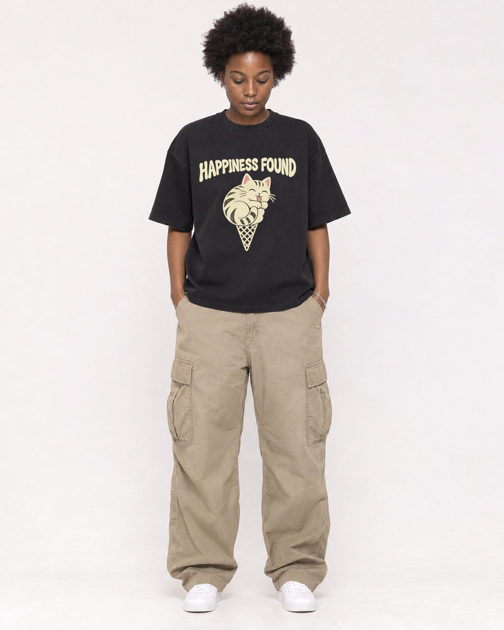 Mockup Boxy Heavyweight Tee Black female full-body 14