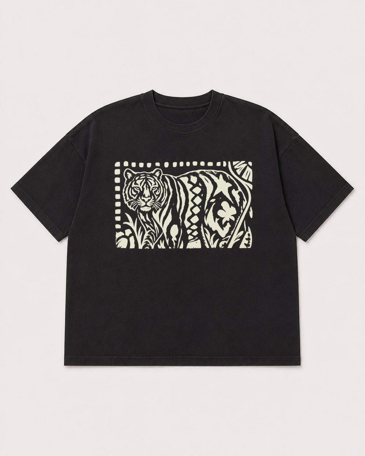 Mockup Boxy Heavyweight Tee Black product