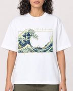 Mockup Boxy Heavyweight Tee White female close-up 27