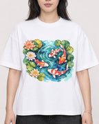 Mockup Boxy Heavyweight Tee White female close-up 13
