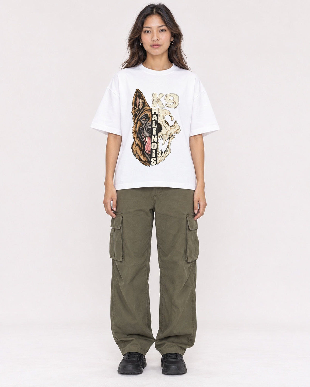 Mockup Boxy Heavyweight Tee White female full-body 02