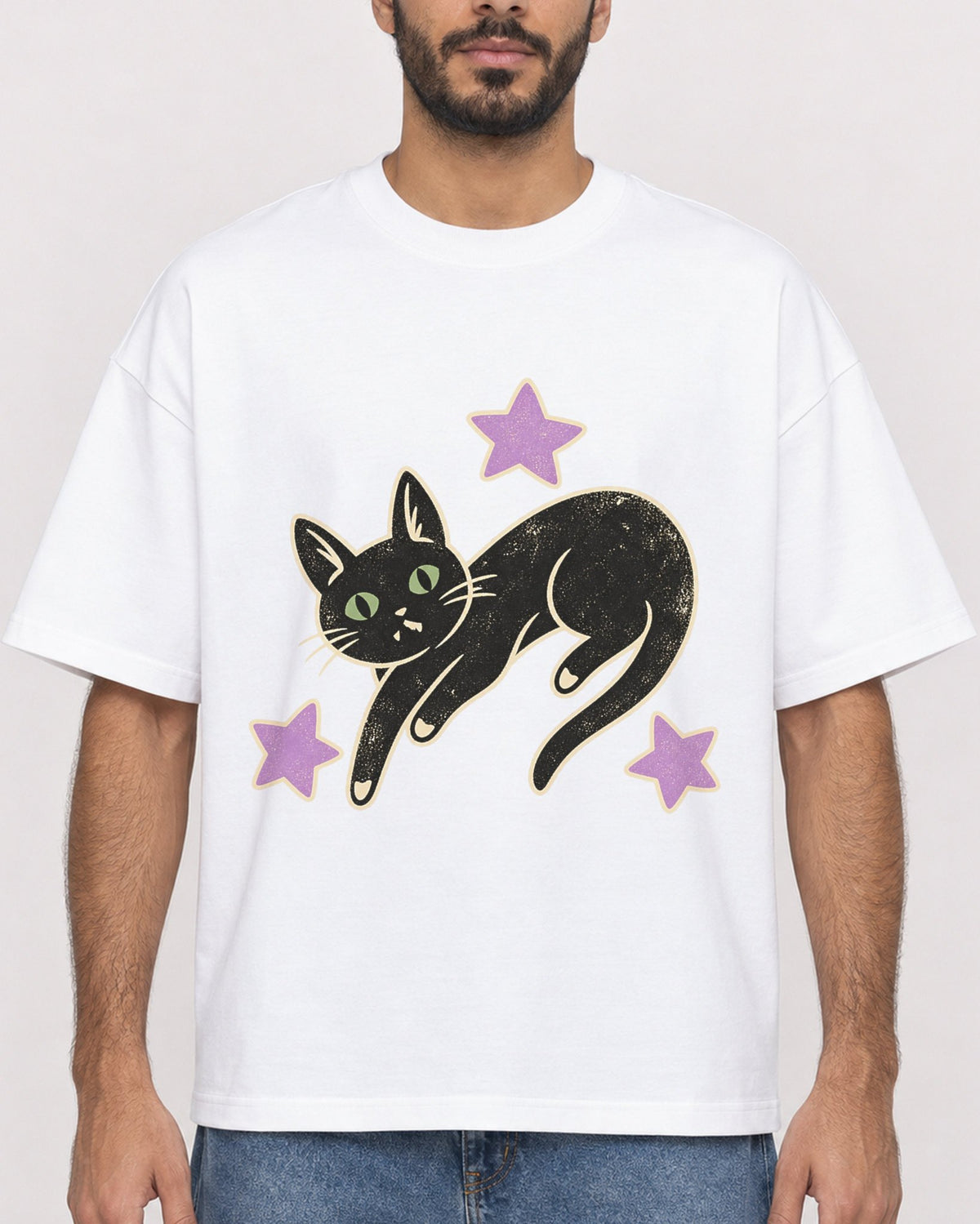 Mockup Boxy Heavyweight Tee White male close-up 07