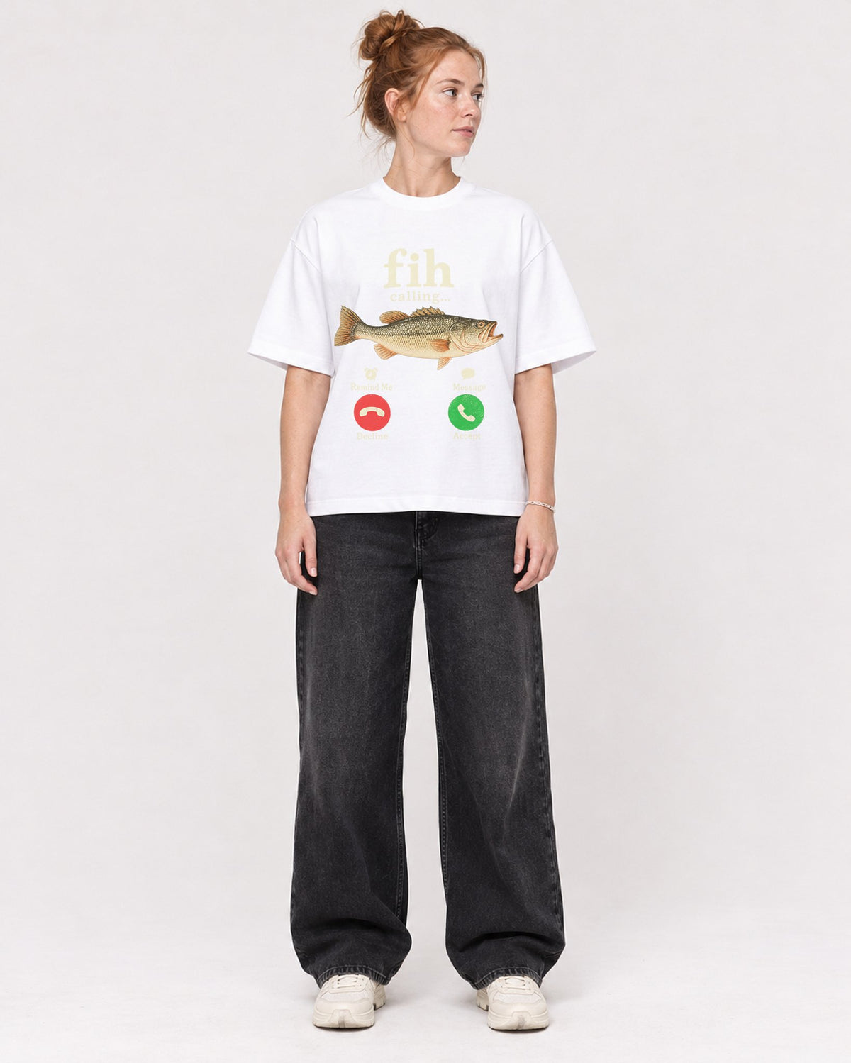 Mockup Boxy Heavyweight Tee White female full-body 28