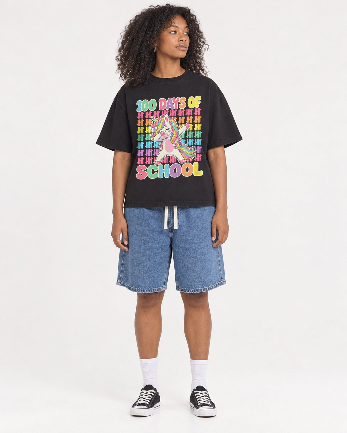 Mockup Boxy Heavyweight Tee Black female full-body 05