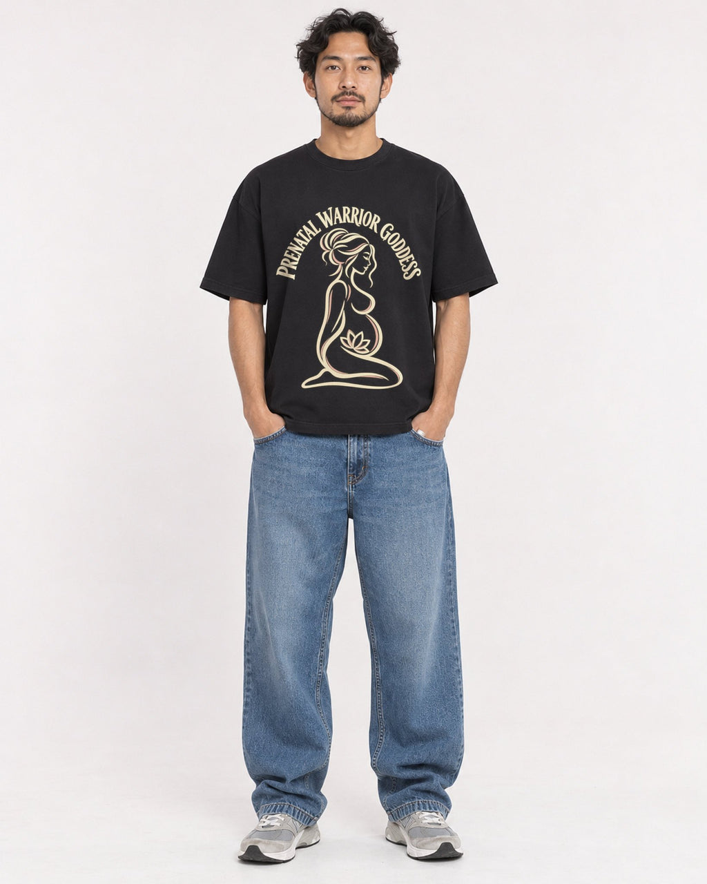 Mockup Boxy Heavyweight Tee Black male full-body 02