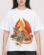 Mockup Boxy Heavyweight Tee White female close-up 13