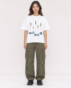 Mockup Boxy Heavyweight Tee White female full-body 02
