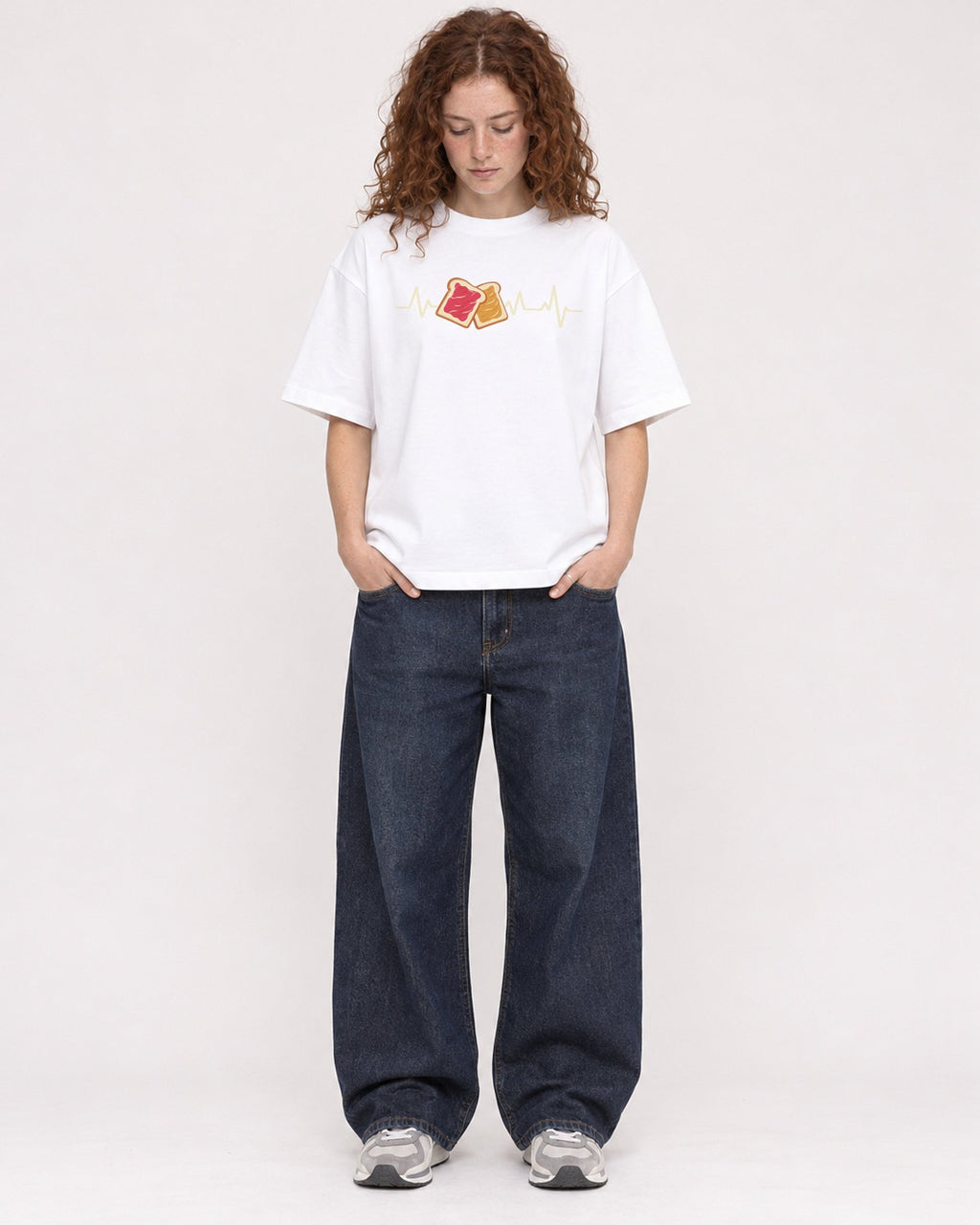 Mockup Boxy Heavyweight Tee White female full-body 09
