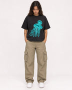 Mockup Boxy Heavyweight Tee Black female full-body 06