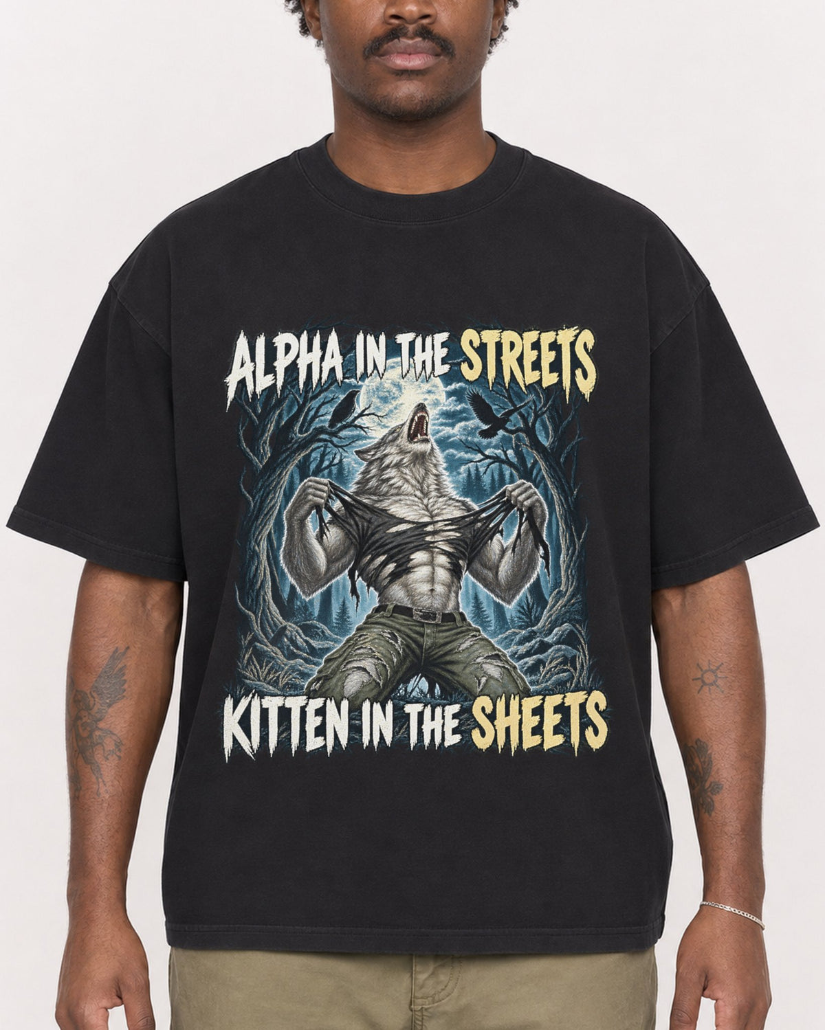 Mockup Boxy Heavyweight Tee Black male close-up 24