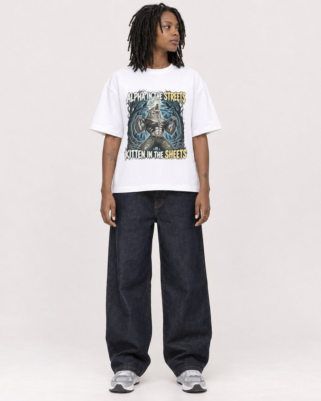 Mockup Boxy Heavyweight Tee White female full-body 24