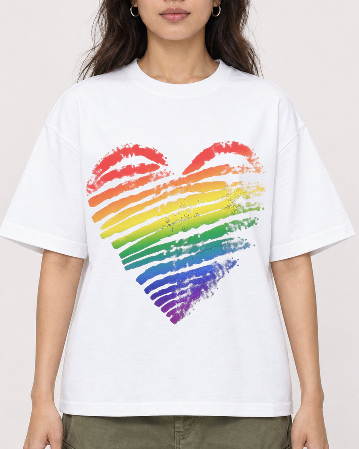 Mockup Boxy Heavyweight Tee White female close-up 02