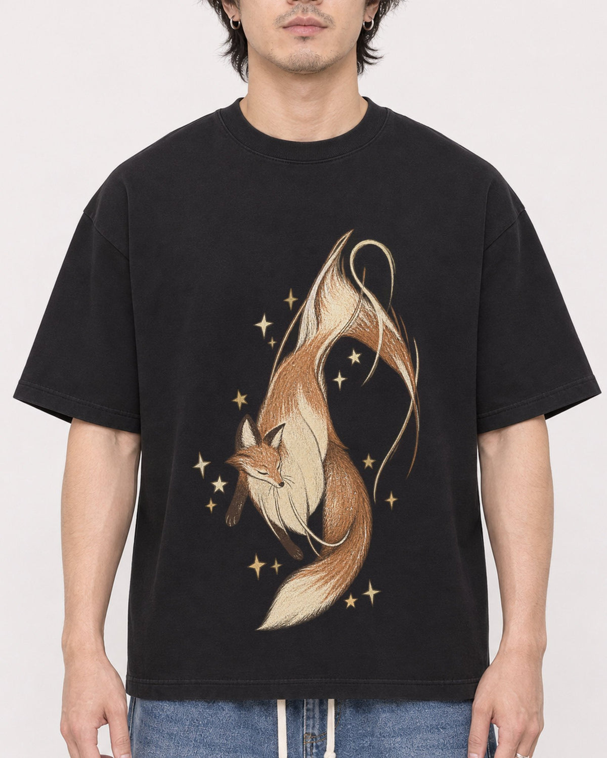 Mockup Boxy Heavyweight Tee Black male close-up 03