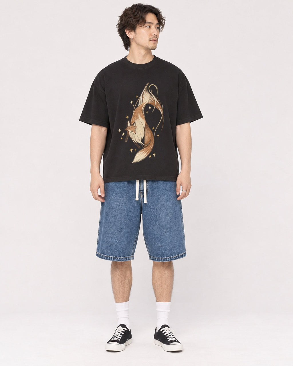 Mockup Boxy Heavyweight Tee Black male full-body 03