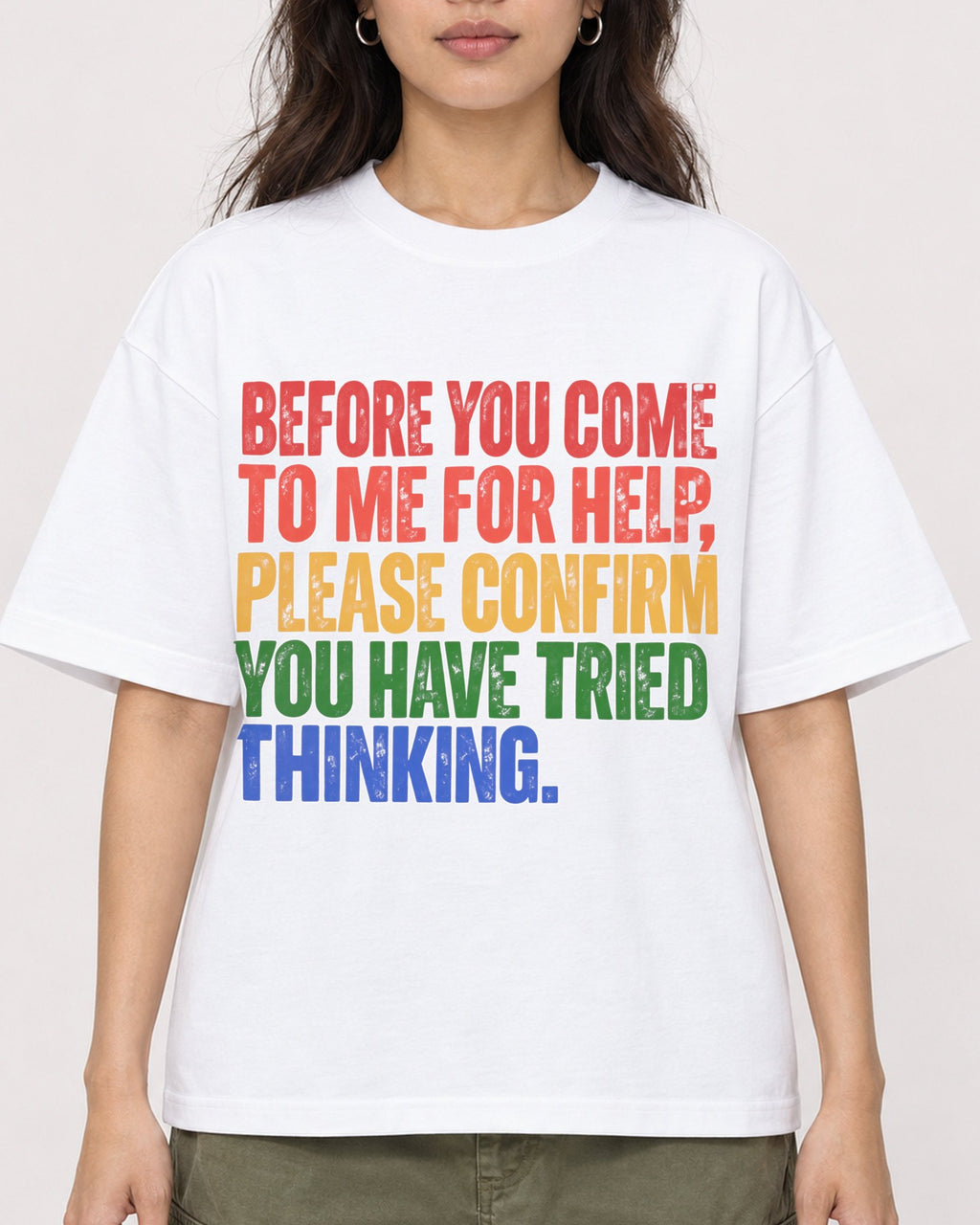 Mockup Boxy Heavyweight Tee White female close-up 02