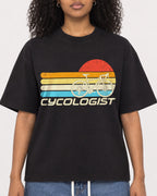 Mockup Boxy Heavyweight Tee Black female close-up 05