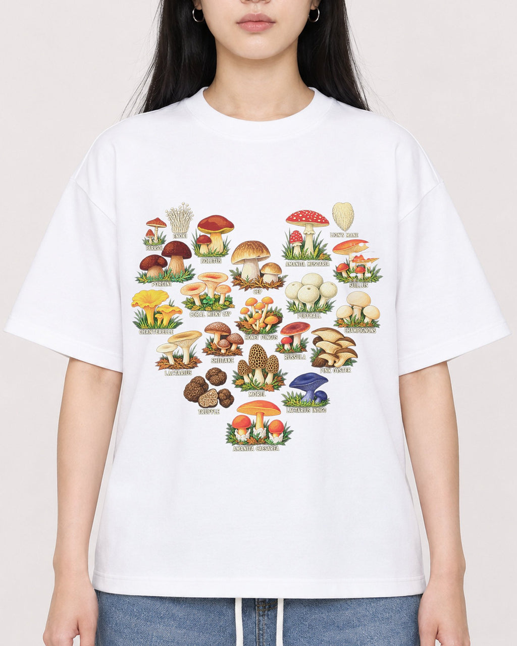 Mockup Boxy Heavyweight Tee White female close-up 01