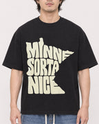 Mockup Boxy Heavyweight Tee Black male close-up 03
