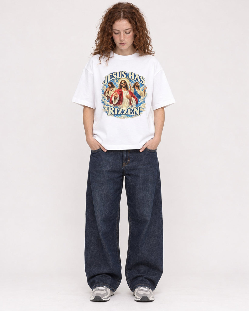 Mockup Boxy Heavyweight Tee White female full-body 09