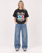 Mockup Boxy Heavyweight Tee Black female full-body 08