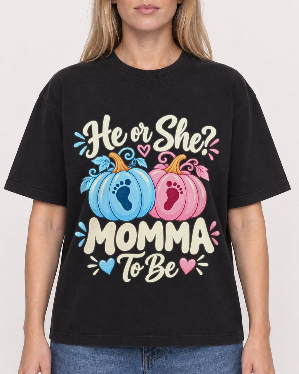 Mockup Boxy Heavyweight Tee Black female close-up 08