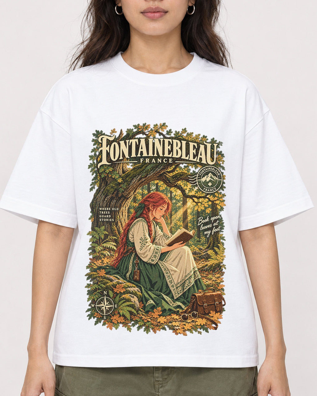 Mockup Boxy Heavyweight Tee White female close-up 02