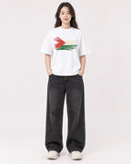 Mockup Boxy Heavyweight Tee White female full-body 03