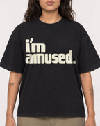 Mockup Boxy Heavyweight Tee Black female close-up 06