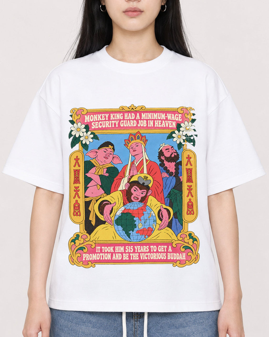 Mockup Boxy Heavyweight Tee White female close-up 01